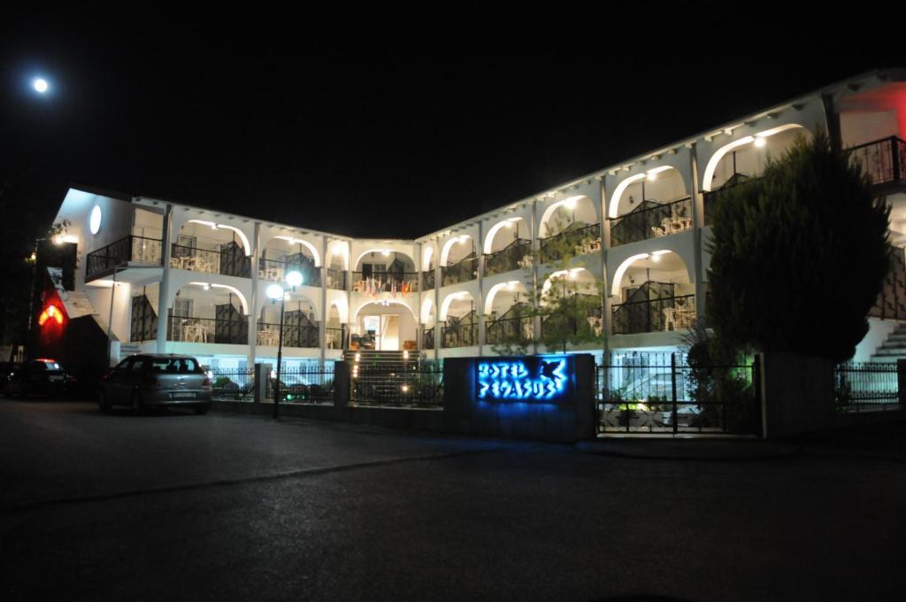 Pegasus Hotel CChanioti Pokoj fotografie